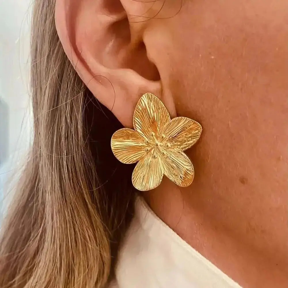 Elle - Hypoallergen Vintage-Blomst Ørestikker – 18k Guldplateret